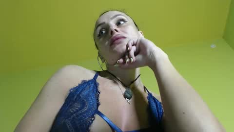 Snapshot of caramella02 chatting on 04/29/26, 06:17 Caramella online show from 04/29/26, 06:17
