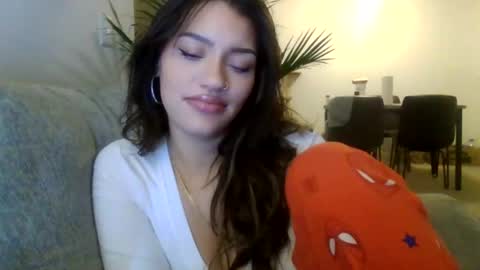 Snapshot of caramelmami26 chatting on 01/11/25, 10:29 caramelmami26 online show from 01/11/25, 10:29