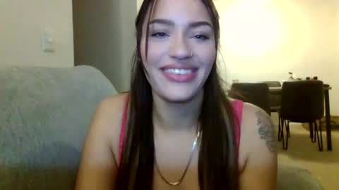 Snapshot of caramelmami26 chatting on 01/13/25, 05:01 caramelmami26 online show from 01/13/25, 05:01