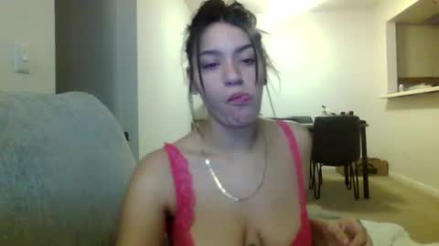 Snapshot of caramelmami26 chatting on 01/13/25, 08:05 caramelmami26 online show from 01/13/25, 08:05