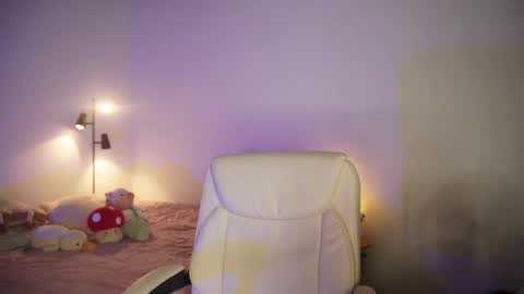              online show from 03/08/25, 09:17