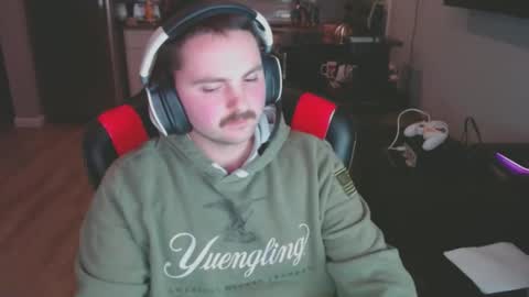 Snapshot of cardi_beans chatting on 02/12/25, 05:15 cardi_beans online show from 02/12/25, 05:15