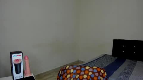 Carlos and Cristian  online show from 09/24/25, 02:26