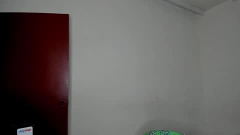 Carlos and Cristian  online show from 11/21/25, 02:43