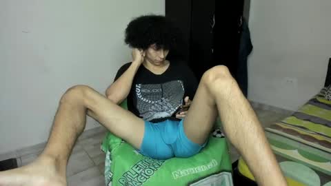 Snapshot of cardrey05 chatting on 05/02/26, 02:49 Carlos and Cristian online show from 05/02/26, 02:49
