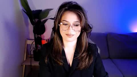 Snapshot of care_sensual chatting on 12/04/25, 04:38 Mary online show from 12/04/25, 04:38