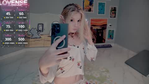 NONA    follow online show from 09/24/25, 05:55