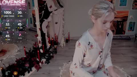 NONA    follow online show from 10/29/25, 06:04