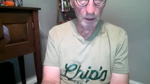 Caressluving online show from 10/20/25, 03:18