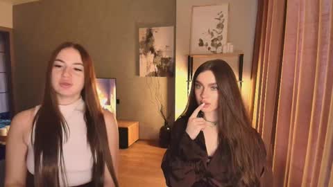 caressyourself online show from 12/05/25, 05:38