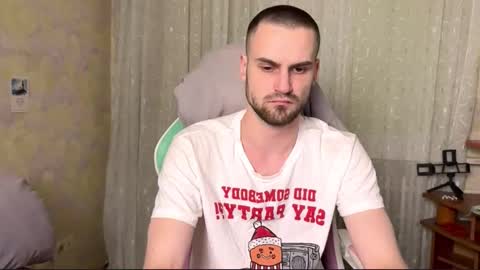 Snapshot of cari_2you chatting on 12/04/25, 07:11 Cari online show from 12/04/25, 07:11