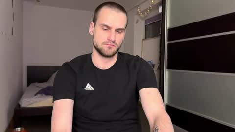 Snapshot of cari_2you chatting on 01/10/26, 07:26 Cari online show from 01/10/26, 07:26