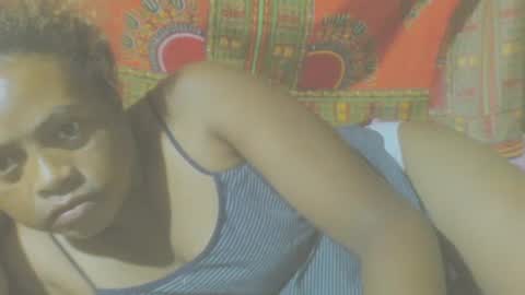 carinesexy69 online show from 12/03/24, 03:20