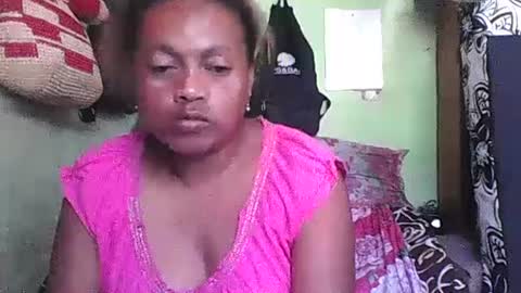 carinesexy69 online show from 12/07/24, 08:00