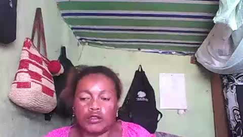 carinesexy69 online show from 12/07/24, 11:29