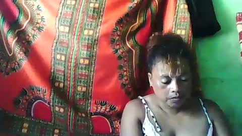 carinesexy69 online show from 01/30/25, 09:25