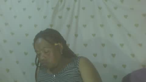 carinesexy69 online show from 09/24/25, 10:51