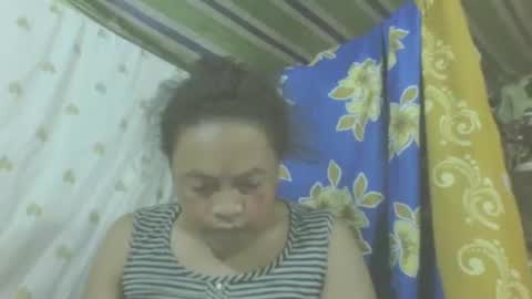 carinesexy69 online show from 10/28/25, 11:25