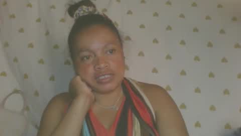 Snapshot of carinesexy69 chatting on 05/08/26, 10:09 carinesexy69 online show from 05/08/26, 10:09