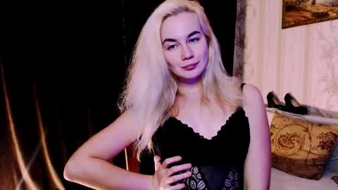 Carin online show from 11/21/25, 09:35