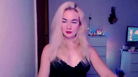 Carin online show from 07/17/26, 03:35