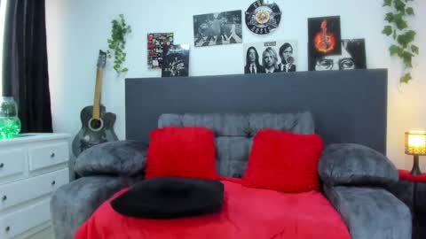 Carla online show from 09/26/25, 11:58