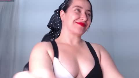 Carla naugthy  online show from 06/18/26, 10:47