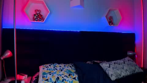 carla online show from 02/10/26, 05:00