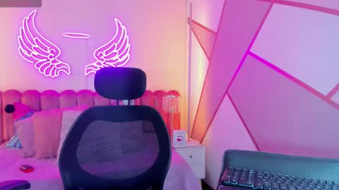 carla online show from 03/22/26, 03:21