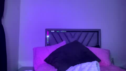 Snapshot of carla_santini chatting on 01/31/25, 03:52 Carla Santini online show from 01/31/25, 03:52