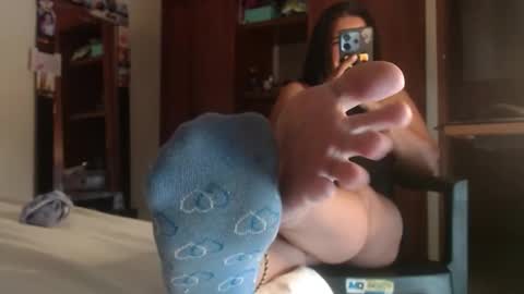 carlajames_1 online show from 12/16/25, 11:21