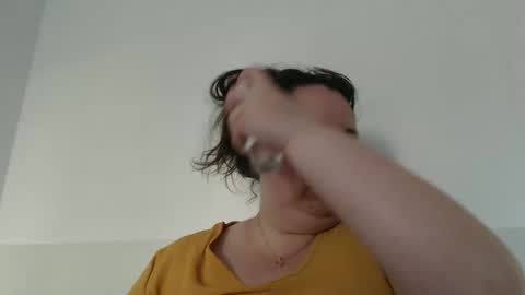 Snapshot of carlaruth chatting on 06/04/26, 03:51 Carlaruth online show from 06/04/26, 03:51