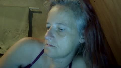 carleeswoman08 online show from 10/07/25, 11:18