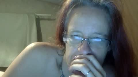 carleeswoman08 online show from 04/28/26, 11:15