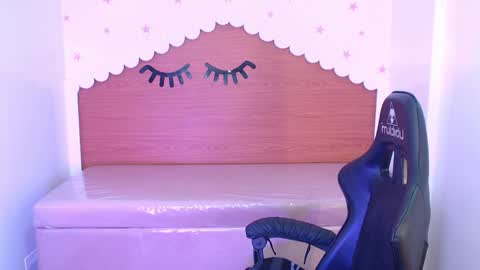 CARLYE   online show from 10/30/25, 03:30