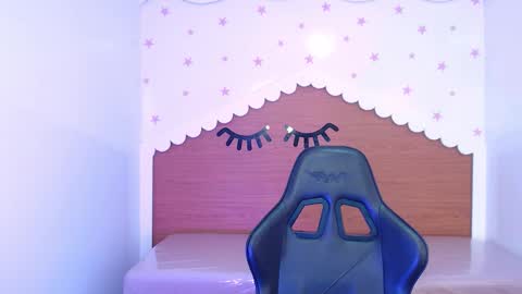 CARLYE   online show from 11/21/25, 03:16