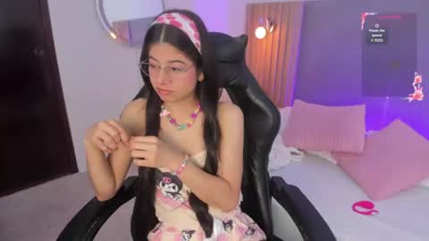 Snapshot of carlina_15 chatting on 07/11/26, 12:30 C A R L I N A online show from 07/11/26, 12:30
