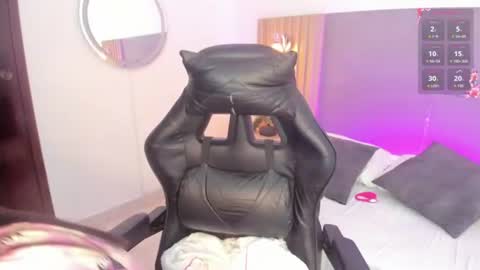 Snapshot of carlina_15 chatting on 07/21/26, 12:40 C A R L I N A online show from 07/21/26, 12:40