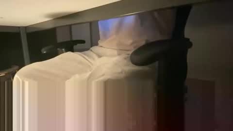 carlooos1213 online show from 02/26/26, 06:01