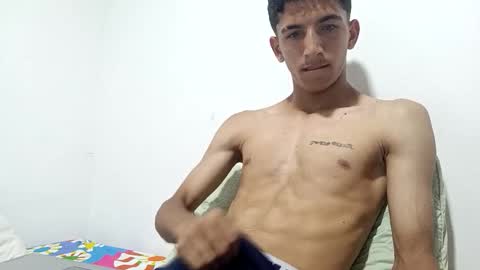 carlos682090 online show from 10/20/25, 08:53