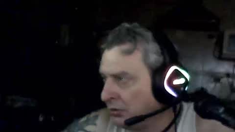 carlos712009 online show from 04/11/26, 07:13