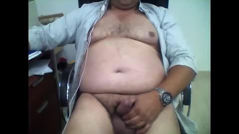 carlos8711 online show from 09/28/25, 09:47