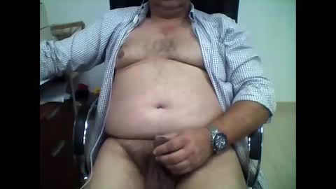 carlos8711 online show from 12/23/25, 09:07