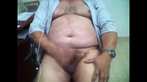 carlos8711 online show from 03/31/26, 07:53