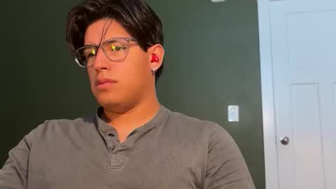 carlos online show from 11/24/25, 04:18