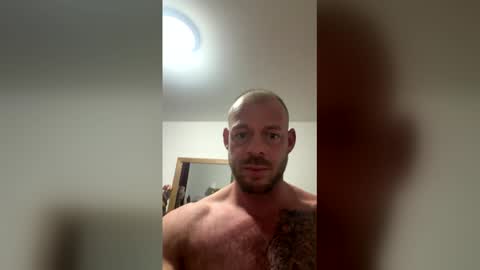 carloslavigne4 online show from 04/01/26, 02:56