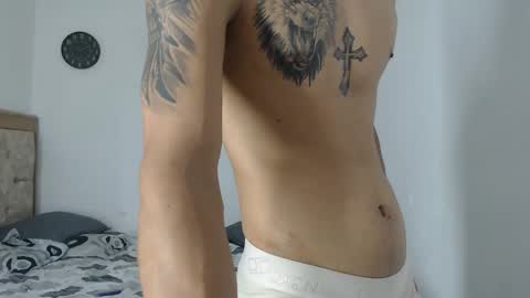 Snapshot of carlossmi01 chatting on 10/08/25, 07:33 carlossmi01 online show from 10/08/25, 07:33