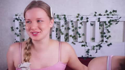 Jessie and Lika   online show from 03/05/26, 07:26