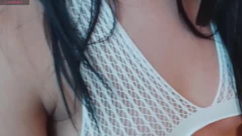 Snapshot of carloy777_ chatting on 04/11/26, 04:06 Carolay online show from 04/11/26, 04:06