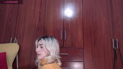 carly grasso  online show from 02/23/25, 05:12